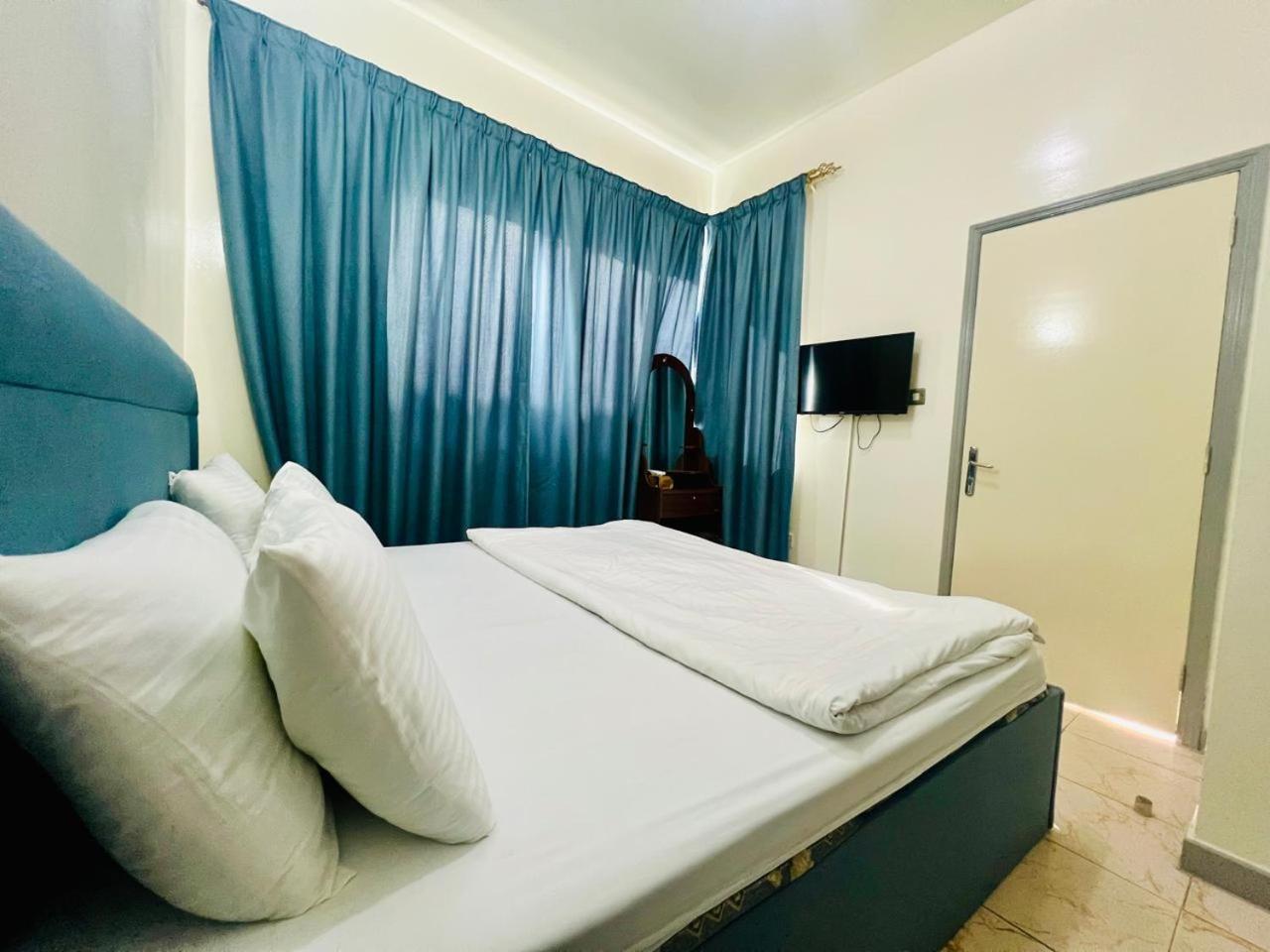 Sky Hotel Apartments Dubai Eksteriør billede